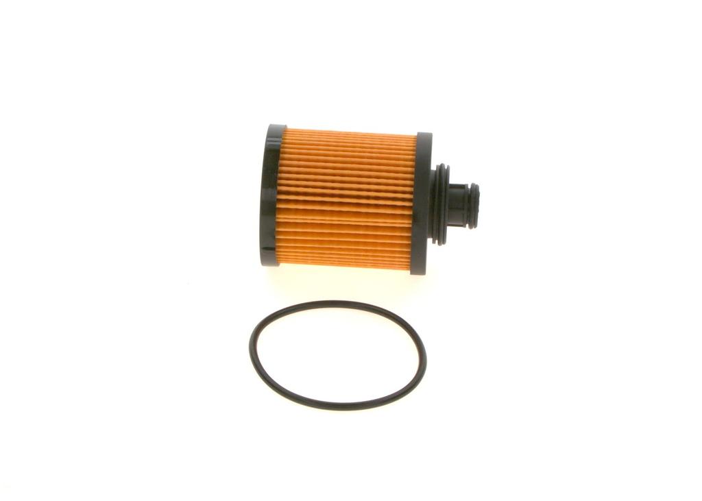 Bosch Oil Filter F026407067 High Performance Engine Filtration Replacement Part for Passenger Cars