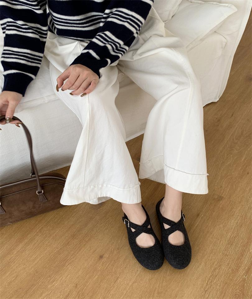 Retro Mary Jane women's shoes spring and summer 2025 new French elegance with skirt round head soft sole evening shoes