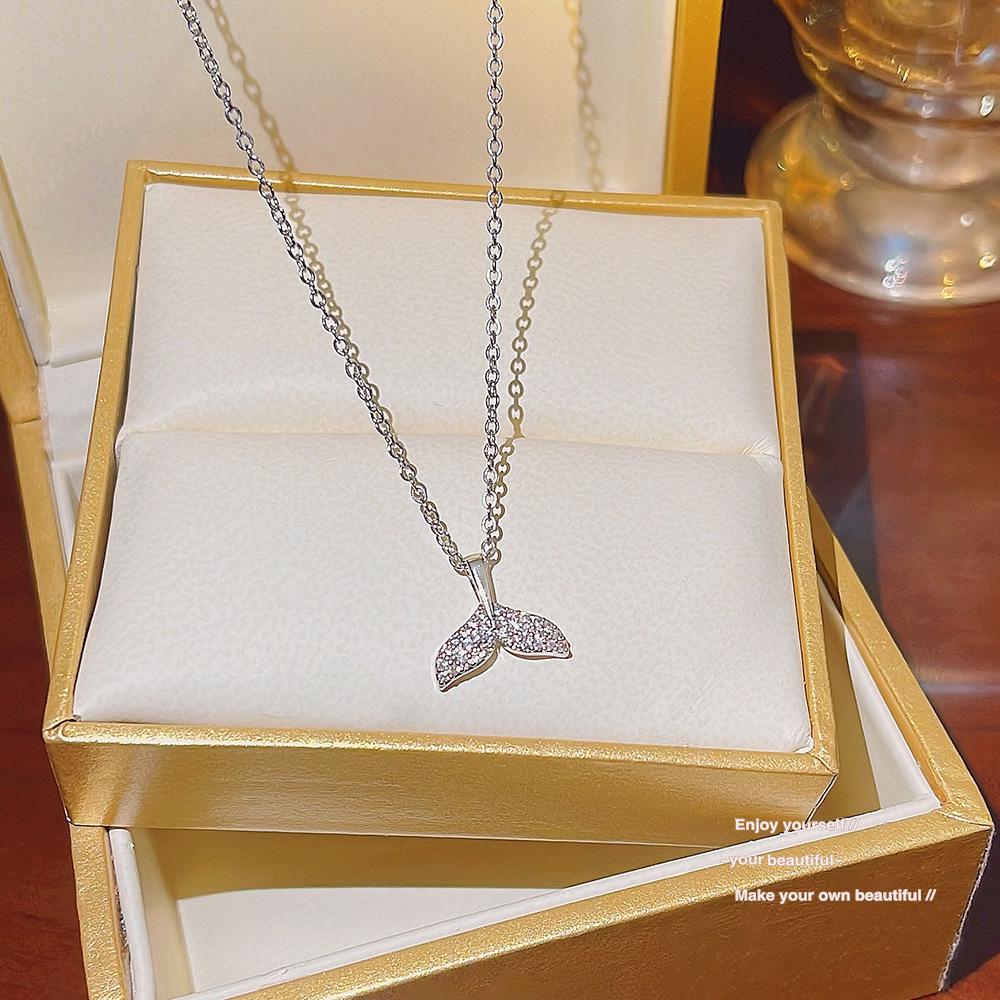 Japanese-Korean Fashion Mermaid Tail Necklace: Exquisite Titanium Steel Clavicle Chain for Women