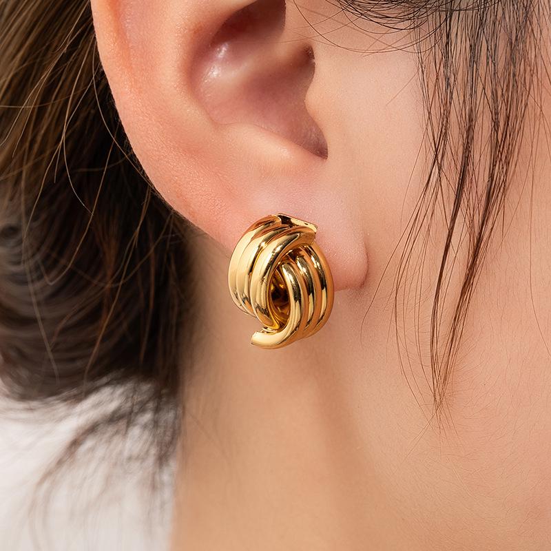 Elegant Retro Geometric Frosted Hollow Cable Texture Earrings for Women