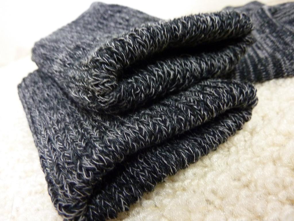 Olive Sara 5 Senses Fluffy Socks for Men (Gray)