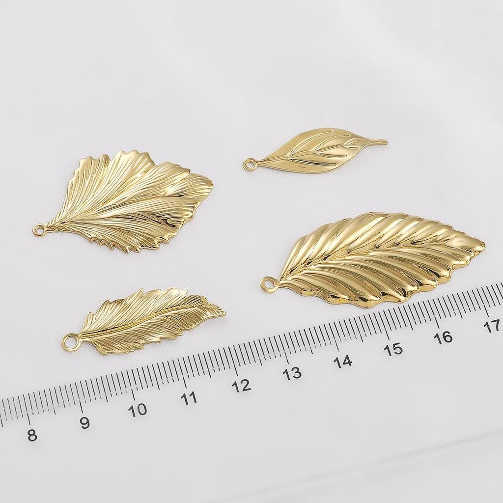 1 Stück Messing Blatt Charm Anhänger für Ohrring Halskette DIY Schmuckherstellung