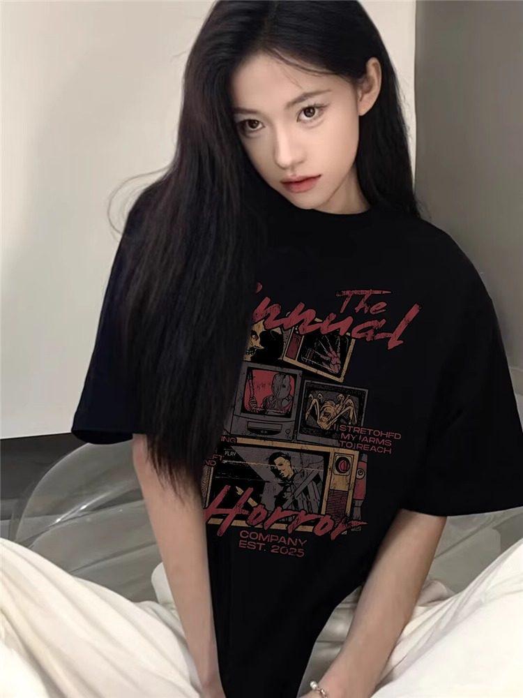 Women's Black Plus Size Short Sleeve T-shirt - Loose Summer Style, Half Sleeve, Trendy American High Street Fashion.