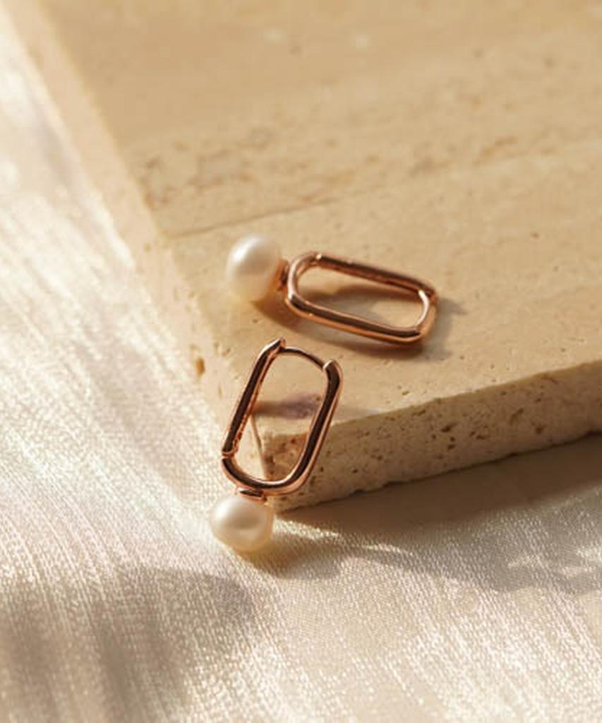 Alleun Silver 925 U-Shaped Freshwater Pearl One-Touch Silver Earrings Daily