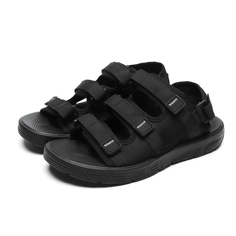 A Pair Of Men'S Sandals, Summer New Trendy Sports Outer Wear, Non-Slip, Wear-Resistant, Soft-Soled Driving, Cool Beach Shoes For Men
