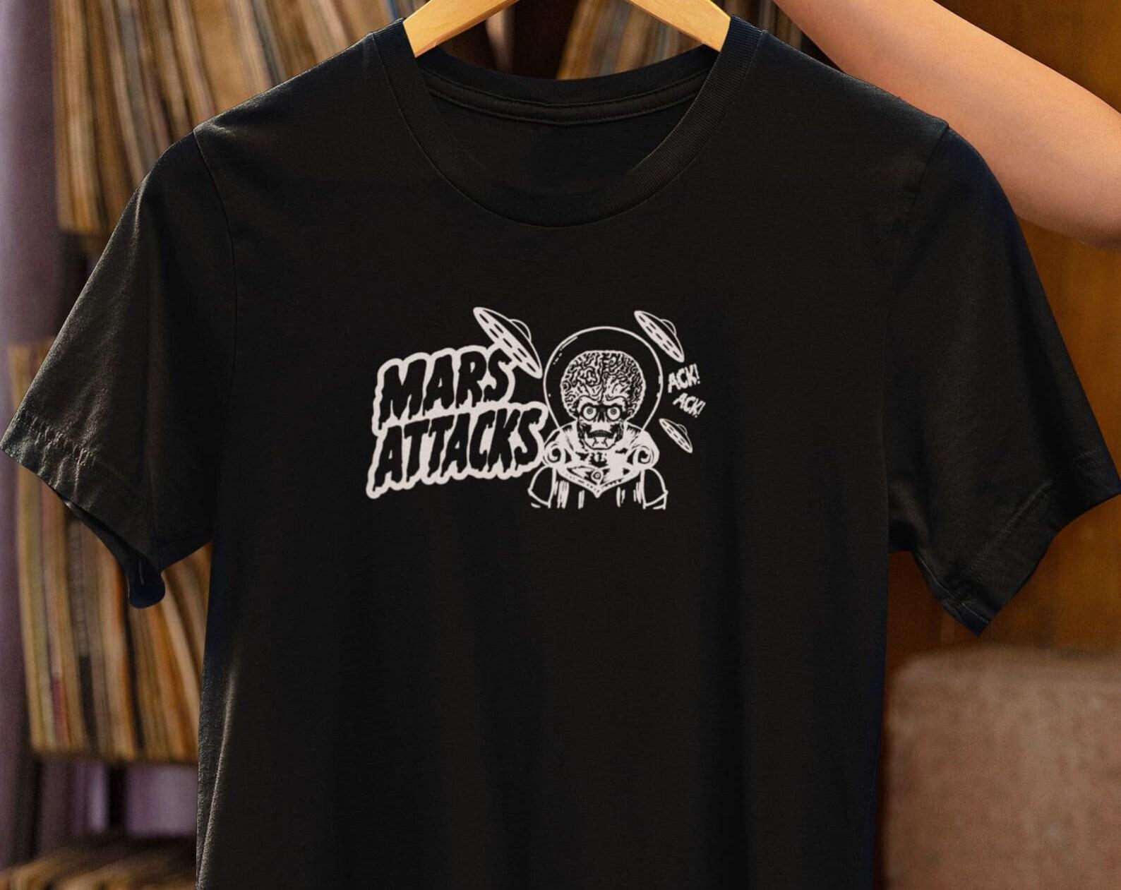 Mars Attacks T-Shirt – Tim Burton Sci-Fi Comedy Tee 3XL
