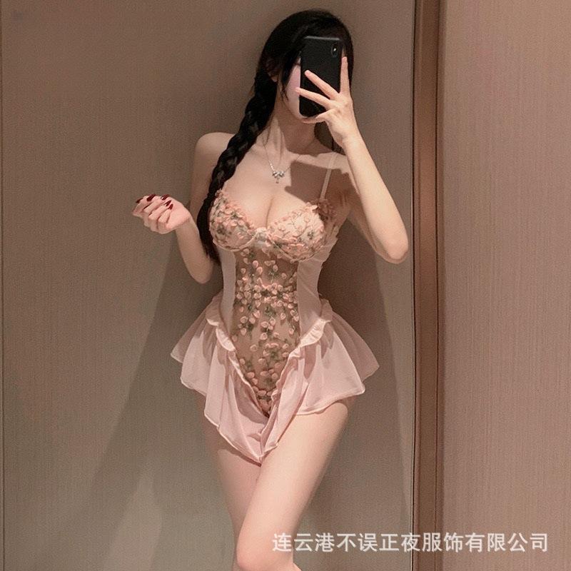 Sex underwear sexy pajamas qqny pure desire wind embroidery clothes onesie uniform women