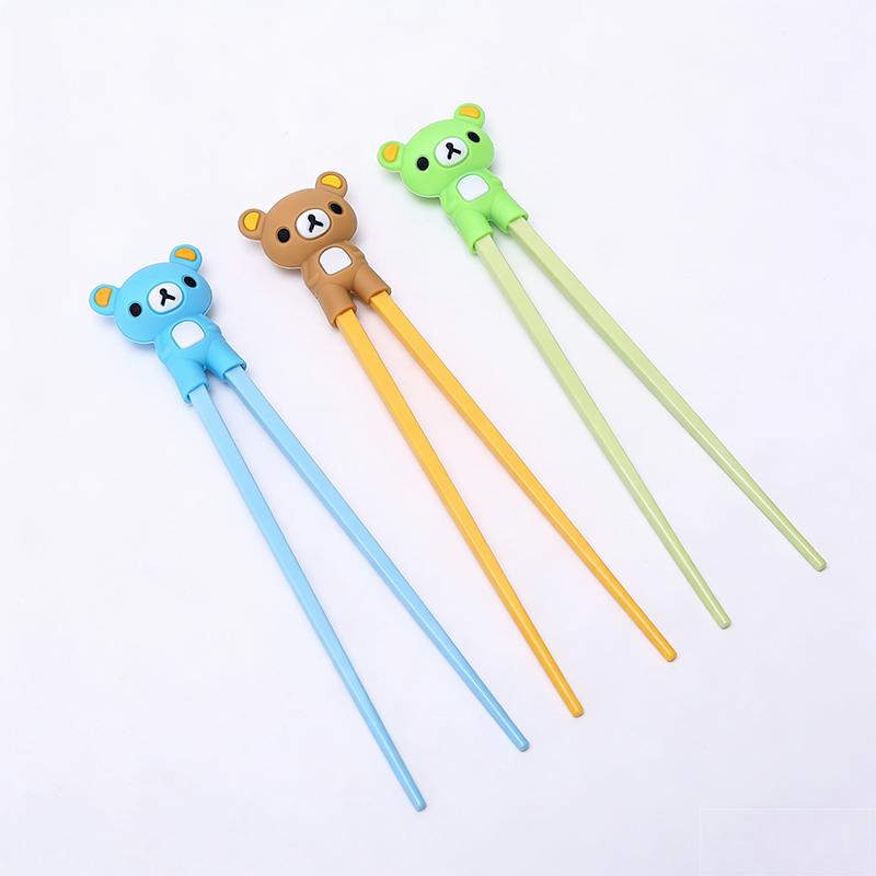 1pc Cute Bear Training Chopsticks for Kids Aids Sushi Sticks Children Chopsticks for Children Learner Helper Kids Favors KZ007