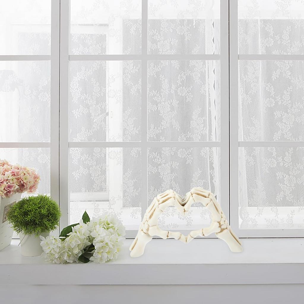 Artibetter Heart Hands Sculpture Gesture Heart Decoration Love Ornament Skeleton Hearts Sculpture Skull Couple Statue Heart Shape Figurine for for