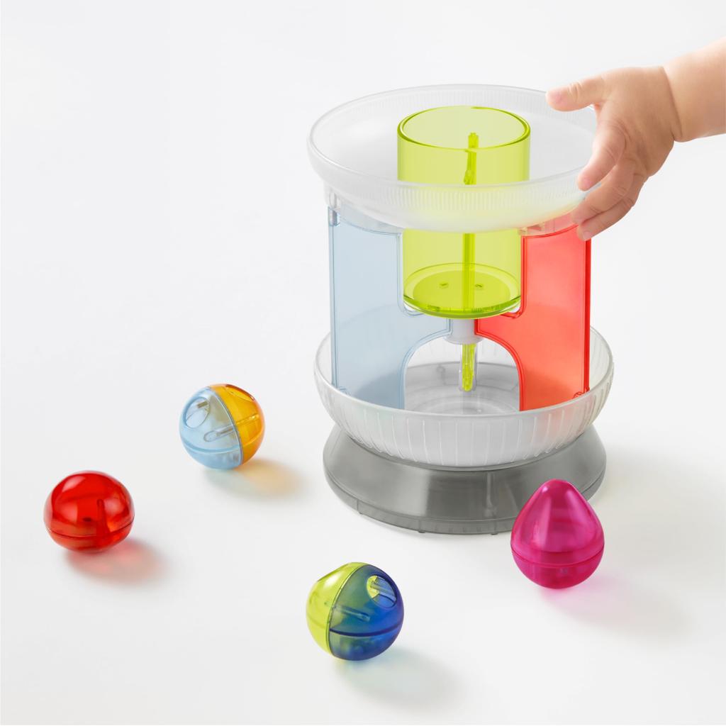 People 1Curiosity Kara-Kuru - A toy that sparks the curiosity of 1-year-olds.