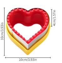 

1PCS Geometric Sandwich Cutter and Sealer Set Food-Grade PP Sandwich Cutting Sealing Mould for Children 1PCs