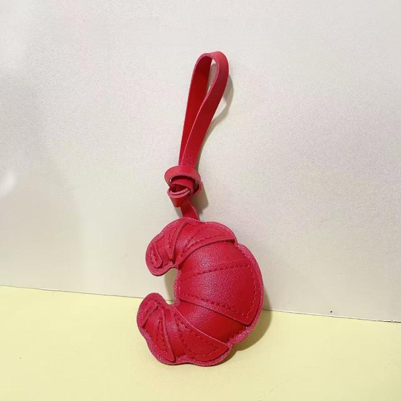 1Pcs Luggage Accessories Creative Croissant Keychain Leather Bread Shape Handbag Messenger Bag Underarm Bag Pendant