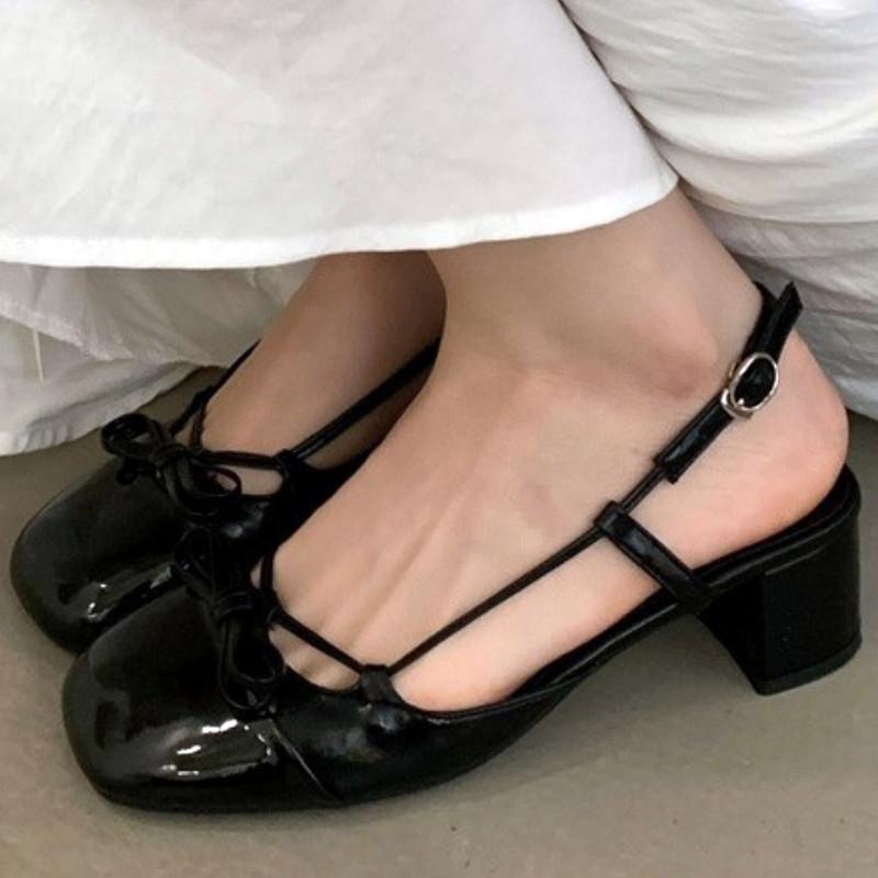 Fashion High Quality Bow Belt Buckle Women Sandals Round Toe Narrow Band Square Heel Mary Jane Shoes Fashion Comfortable Slide Sandals