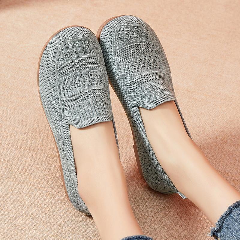 Old Beijing cloth shoes women's mesh shoes spring breathable flat bottom lightweight one pedal hollow mesh shoes elderly mother shoes