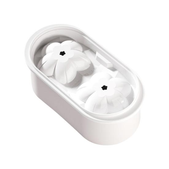 

Sakura Shape Silicone Ice Cube Tray with Lid Easy-Release Stackable Space-Saving Mold for Freezer DIY Ice Maker for Whiskey 1pc білий