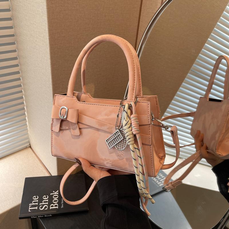 Small bag women's spring and summer new fashion messenger bag high-end portable small square bag