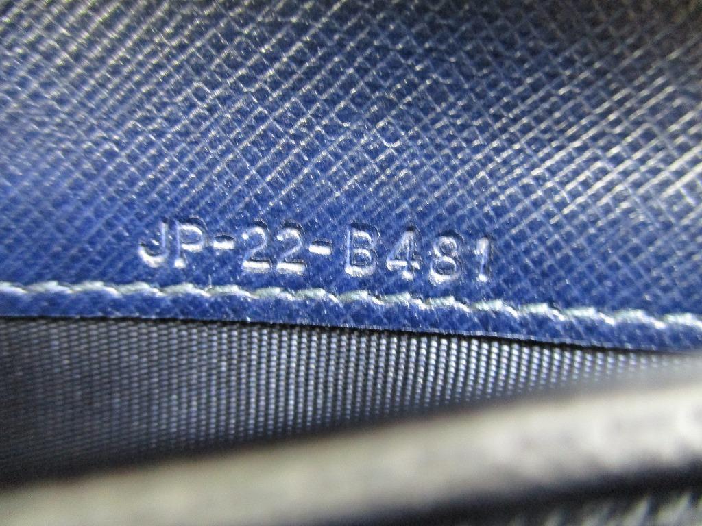Authentic Salvatore Ferragamo Gancini Navy Blue Leather Gold H/W Flap Long Wallet #b230 Open box