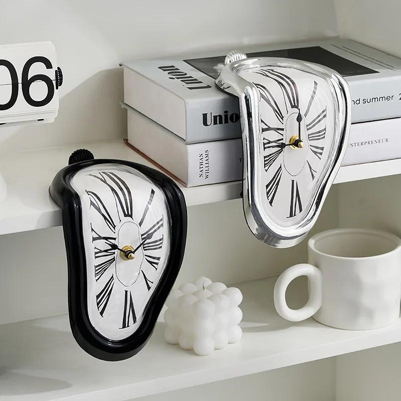 2026 New Novel Surreal Melting Distorted Wall Clocks Surrealist Salvador Dali Style Wall Watch Decoration Gift Home Garden