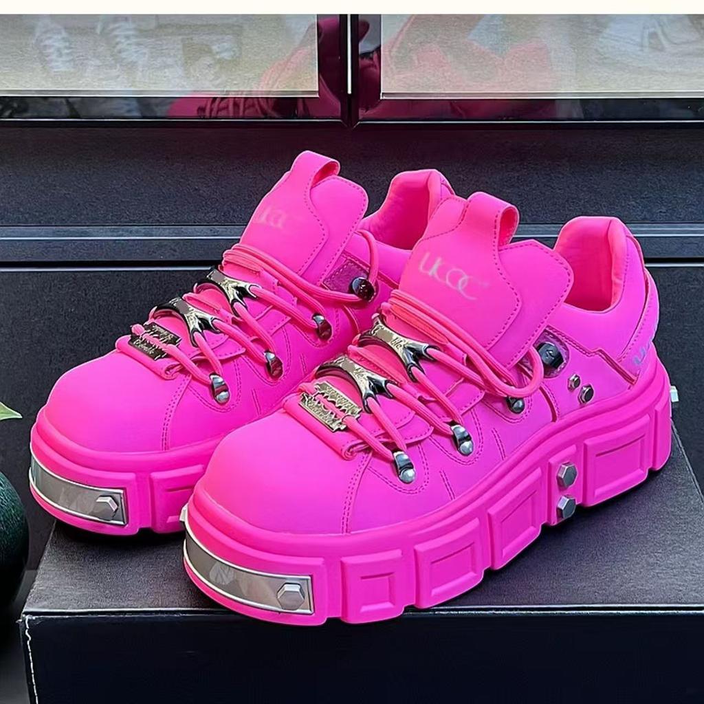 Internet Celebrity Popular Men's Shoes 2025 New European Station Men's Shoes Thick Sole Heightening Casual Board Shoes Niche Design Men's Shoes