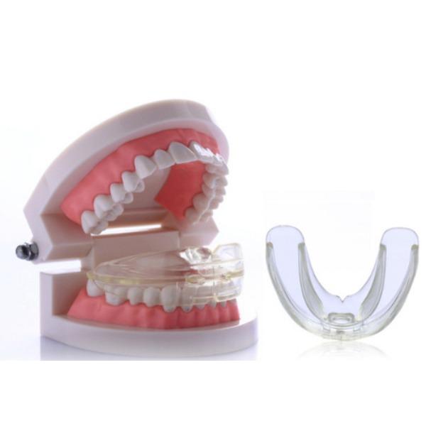Forschung von High-Tech Dental Transparenten Materialien Dental Appliance Kieferorthopädische Zahnspangen Zähne Kieferorthopädischer Retainer Zahnpflege