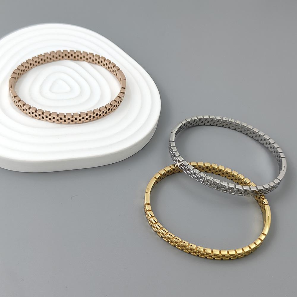 New Stainless Steel Great Wall Pattern Gold-plated Bracelet, Classic O-shaped Silver Bracelet for Women, Wedding Party Jewelry