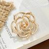 Fashion Pearl Camellia Flower Brooch For Women Girls Elegant Versatile Corsage Coat Dress Lapel Pins Clothing Accessories Gifts