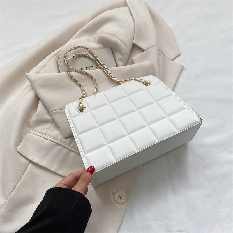 Fashionable 2023 Shoulder Bag For Women Simple Chic Small Square Crossbody Bag