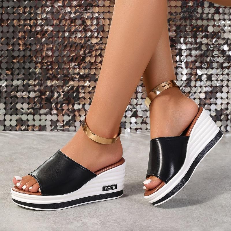 Women's Wedge Leopard Print Slippers Summer 2025 New Fashion High Heel Sandals Casual Plus Size One Line Cool Platform Slippers