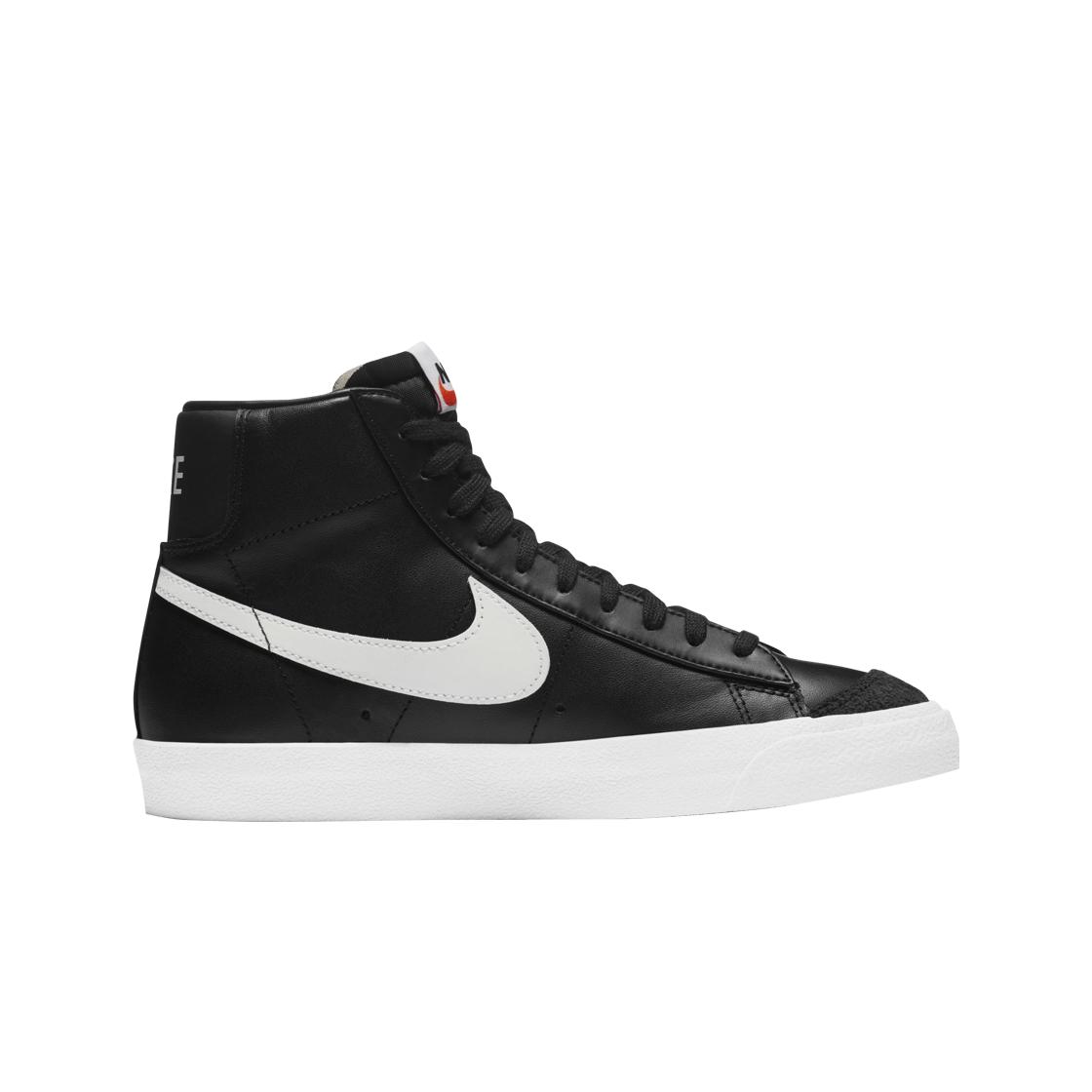 

(в) Nike Blazer Mid 77 Vintage Черный Белый 230