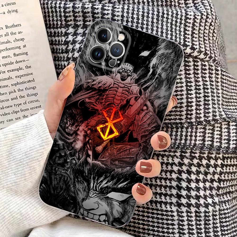 Berserk Comics Anime Phone Case for iPhone 15 8 7 6 6S Plus X SE 2020 XR XS 14 11 12 13 Mini Pro Max Mobile Case