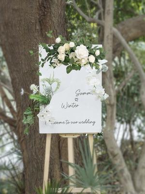 Willkommensschild Hochzeit Blumengirlande Künstliche Blumen Kulisse Girlande für Zeremonie Empfang Tür Wand Staffelei Wohndekoration Eingangsbereich Tafel Tischdekoration