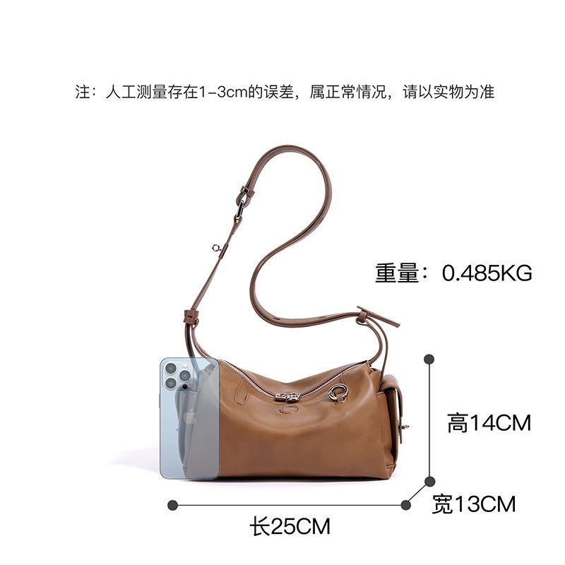 New Retro Pillow Bag Women's Fashion Versatile Camera Bag Work Commute Light Luxury Leather Women's Messenger Bag