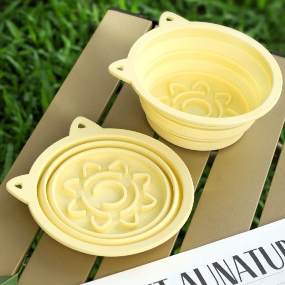 Lightweight Folding Portable Pet Bowl Suction Cup Silicone Slow Food Feeder with Hanging Hook Pet Food Water Bowl Outdoor