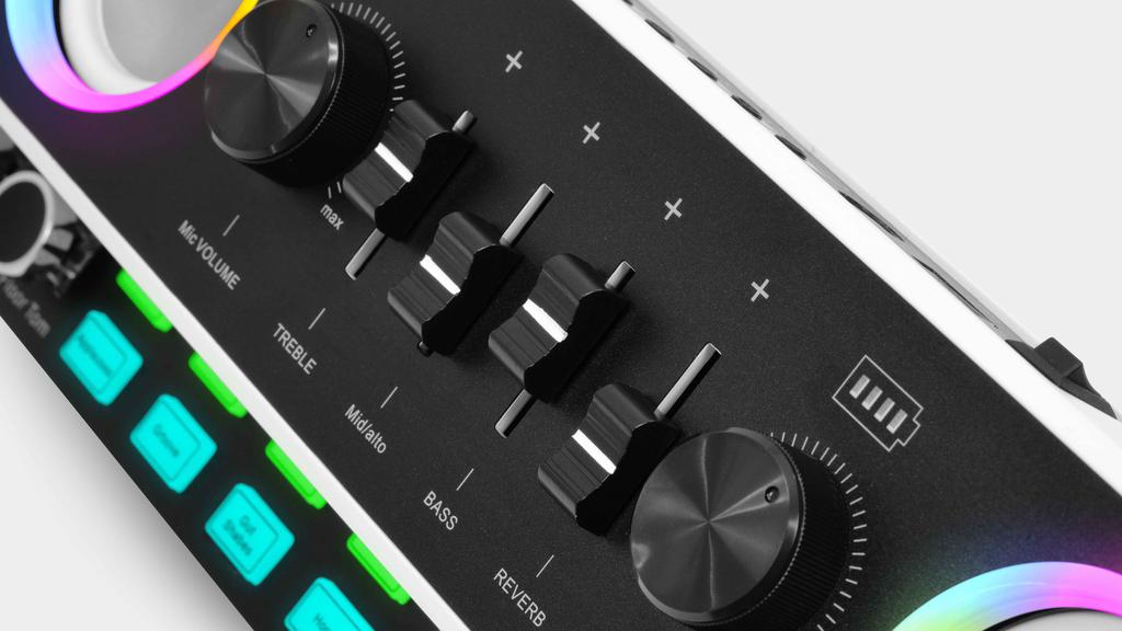 Audio kit with MusicMate MM-SC600 SonicPulse sound card