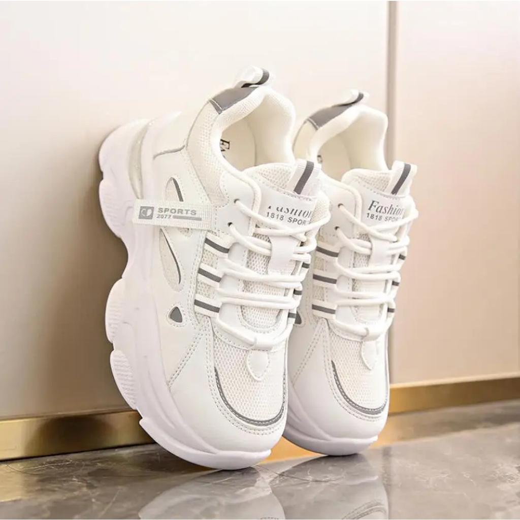 Sneakersy Damskie Casual Białe Buty 6CM Moda Zwiększające Wysokość Gruba Podeszwa Wiosenne Platformy Skórzane Damskie Chunky Sneakers