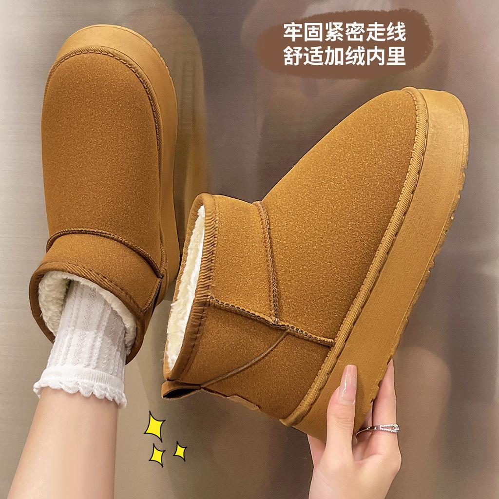 Thick-soled snow boots for outer wear in autumn and winter 2025, new indoor fur short tube, snow cotton piled and thickened cotton shoes.