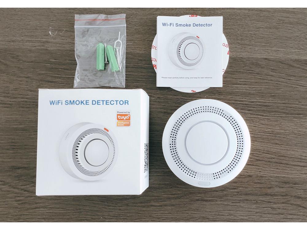 Tuya APP WiFi Smoke Detector Sensor