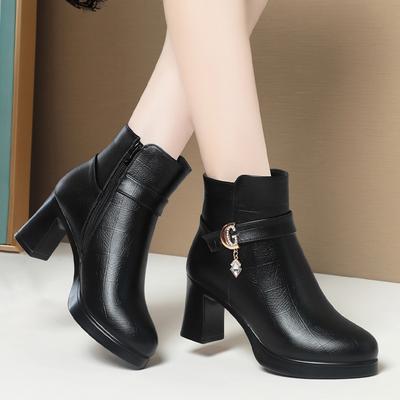 Fashion Fashion Winter Women Soft Leather Ankle Boots Thick Plush Warm Snow Short Boots Mother Non-slip High Heel Shoe  Versatile