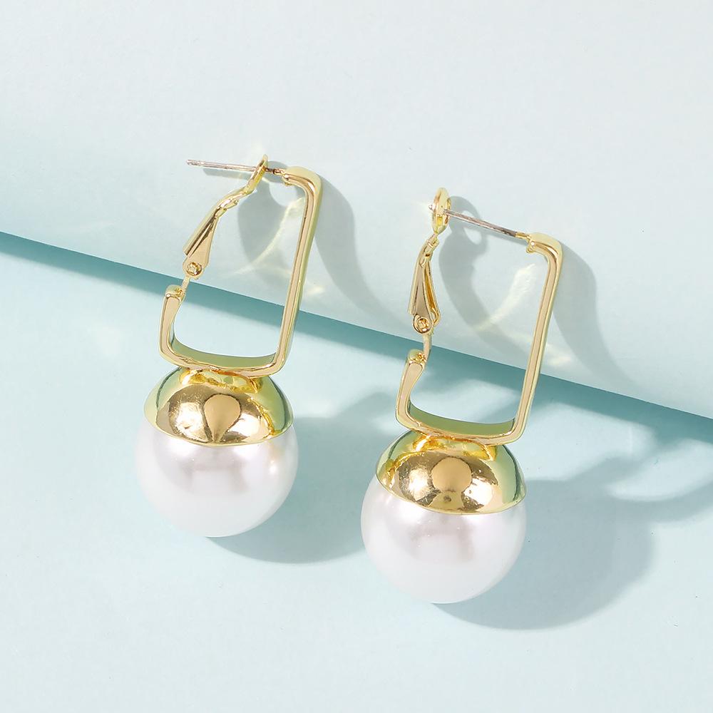 Pearl Earrings for Women Baroque Simulated Pearl Charms Kpop Earrings Kolczyki Ladies Jewelry Christmas Gift