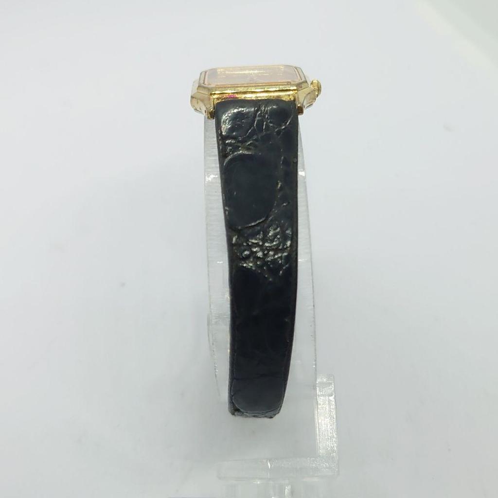 Used New battery SEIKO Octagon gold case ladies