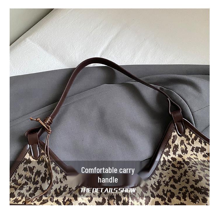 2024 Women's Versatile Leopard Print Large Capacity Crossbody Commuter Shoulder Bag