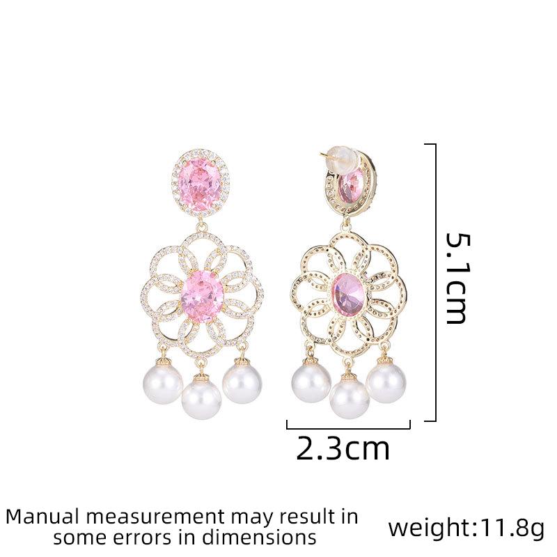 Ladies Light Luxury Design Elegant Imitation Pearl Tassel Flower Earrings Fashionable and Versatile Unique Design Sense Earrings