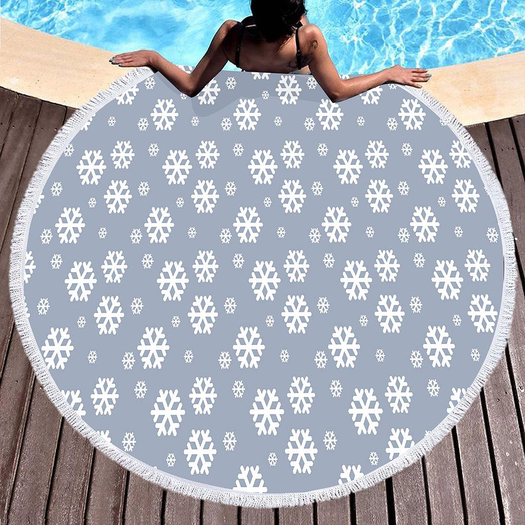 Snowflakes Round Beach Towel Christmas Decor Beach Blanket Soft Microfiber Winter Themed Towel For Boys Girls Teen New Year Gift
