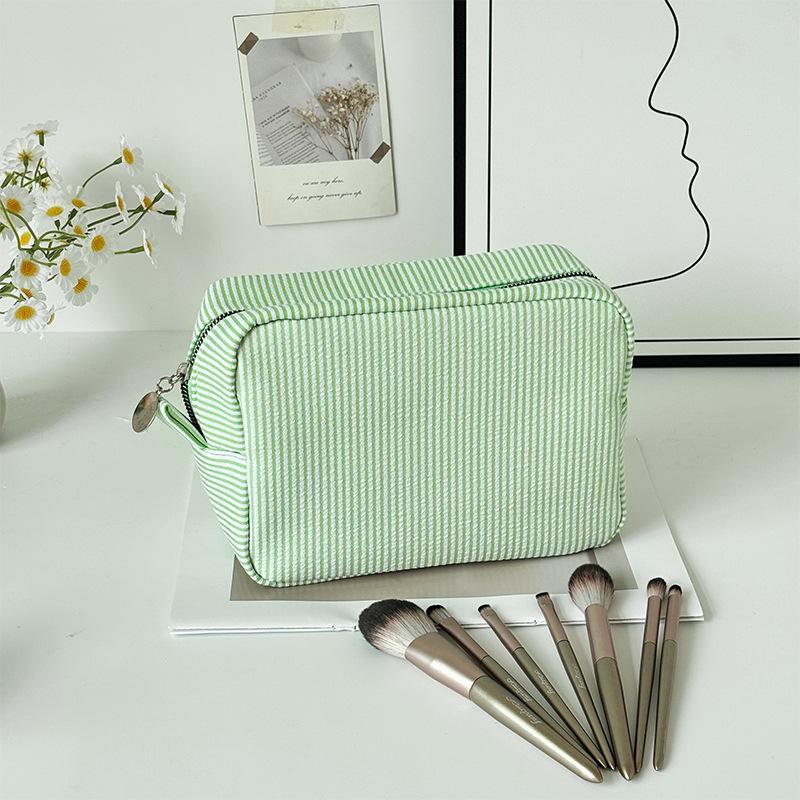 Striped Cosmetic Storage Bag Large Capacity Portable Women's Toiletry Pouch for Travel Business Trip Use