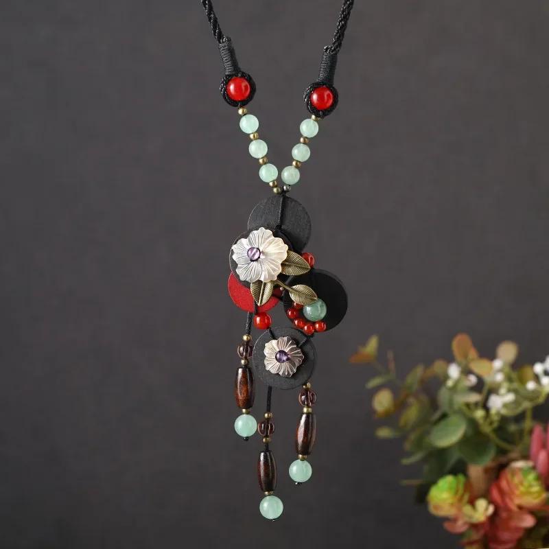Ethnische Boho Holzperlen Lange Halskette Vintage Pfauenfedern Nepal Buddhistische Mala Holzanhänger Ketten Übermantel Halsketten