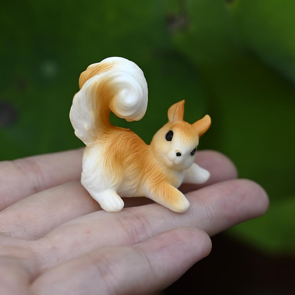 1pc, Creative Cute Healing Realistic Little Squirrel,big Tail Squirrel, Frolicking Squirrel Resin Handicraft Ornaments.