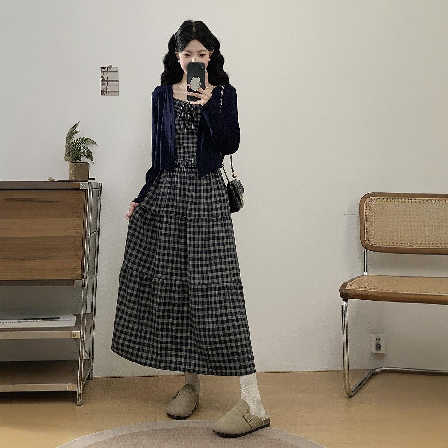 

Plus Size Early Autumn Fashion Set: Cardigan with Tummy-Covering Camisole Dress L (100-120 Jin)