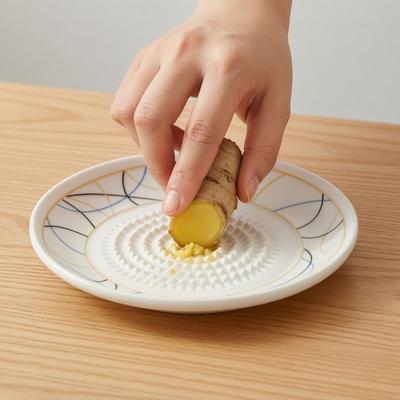 Ceramiczny Młynek do Czosnku, Wielofunkcyjna Płytka do Tarcia, Ręczna Miska do Zgniatania Czosnku i Imbiru, Wszystko w Jednym Naczynie do Przygotowywania, Mieszania i Serwowania, Narzędzie Kuchenne