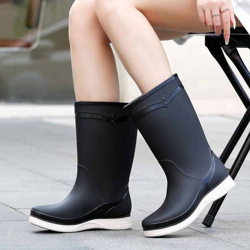 Women Mid-Calf Fashion Waterproof Rain Boots with Jelly Sole, Non-Slip Insulated Rubber Shoes for Outdoor Wear