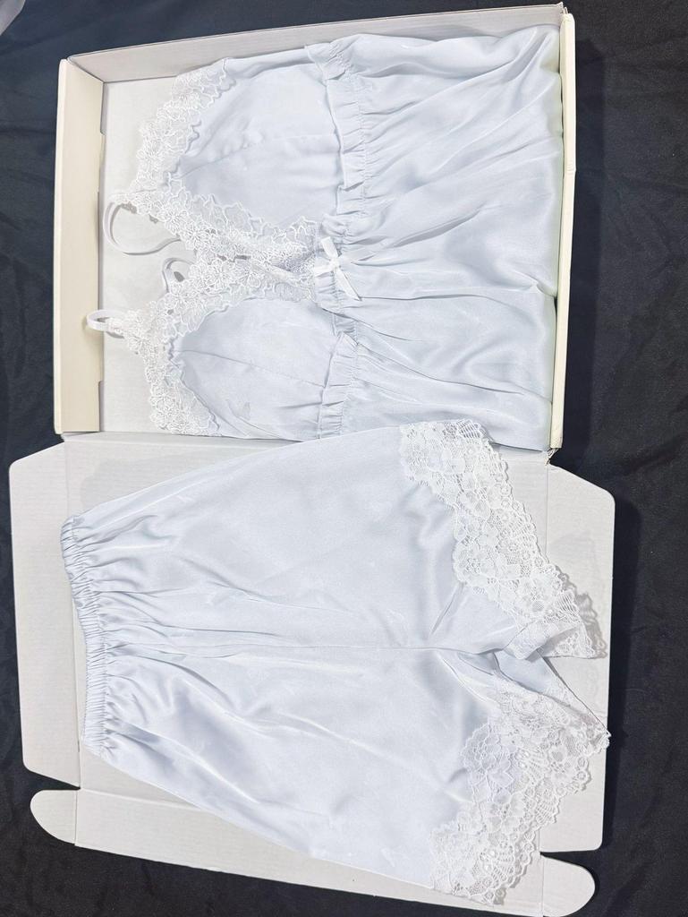 Set de pijama de vară pentru femei din mătase de gheață, maiou cu plăcuțe pentru piept - Set de 4 piese cu mânecă lungă pentru acasă